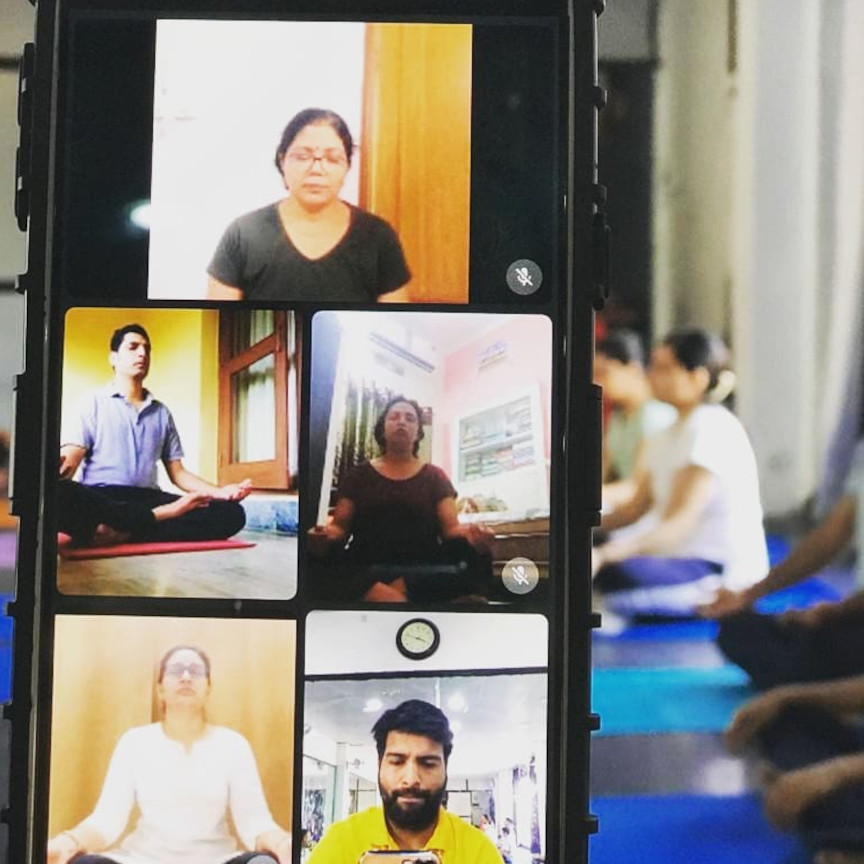 Daiv Yog Sanstha Best Yoga Studio Taking Online Yoga Classes